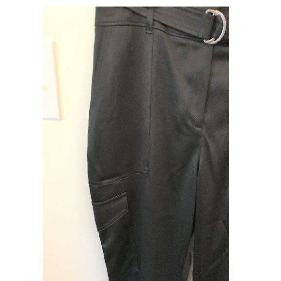 Chico's Petite Black Satin Cargo Ankle Pants Size 2P (US 12P) New w/tags $99 - Picture 3 of 10